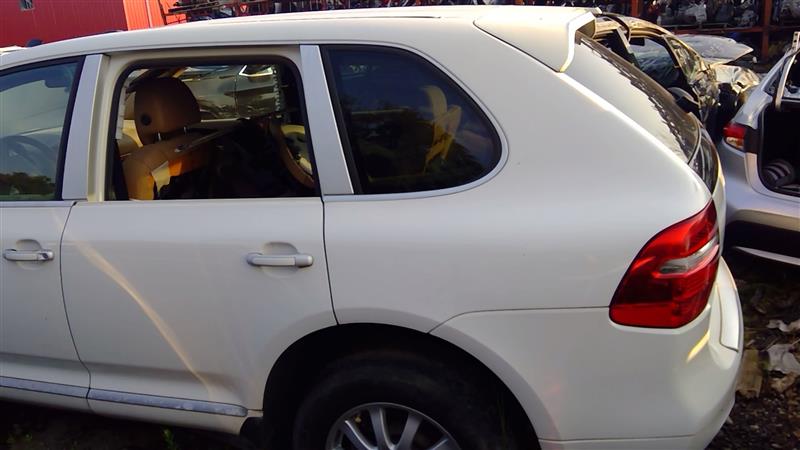 https://f005.backblazeb2.com/file/img-partshotlines-com/Inventory/EX598/Vehicle/22182_04.jpg