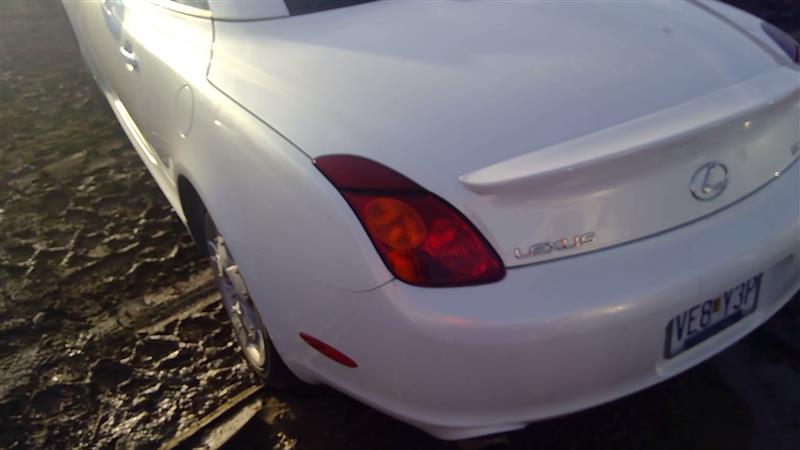 https://f005.backblazeb2.com/file/img-partshotlines-com/Inventory/EX598/Vehicle/26918_04.jpg