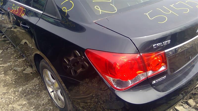 https://f005.backblazeb2.com/file/img-partshotlines-com/Inventory/EX598/Vehicle/27742_03.jpg