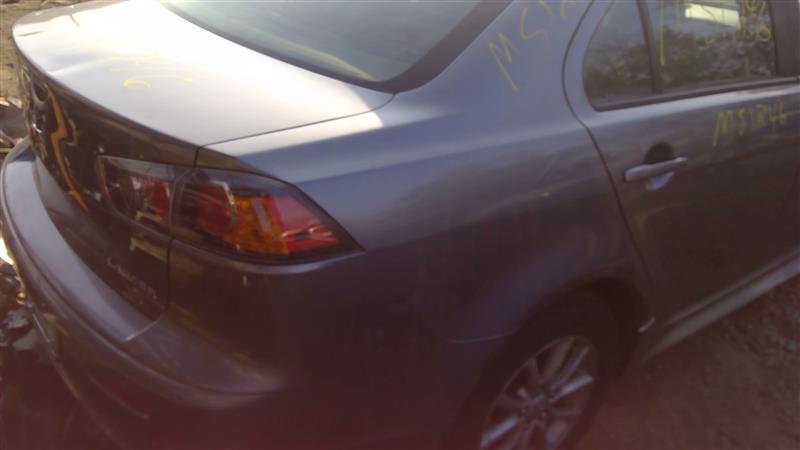 https://f005.backblazeb2.com/file/img-partshotlines-com/Inventory/EX598/Vehicle/28807_04.jpg