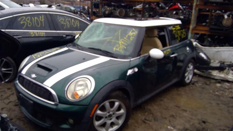 https://f005.backblazeb2.com/file/img-partshotlines-com/Inventory/EX598/Vehicle/29098_01.jpg
