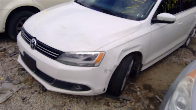 https://f005.backblazeb2.com/file/img-partshotlines-com/Inventory/EX598/Vehicle/29443_01.jpg