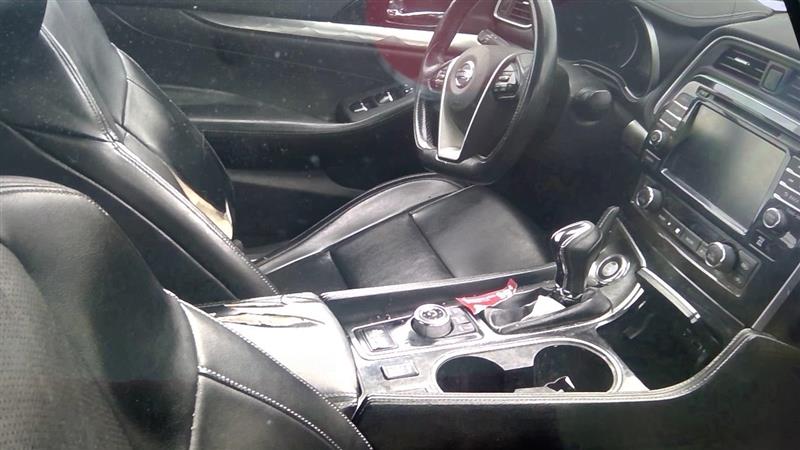 https://f005.backblazeb2.com/file/img-partshotlines-com/Inventory/EX598/Vehicle/32281_02.jpg