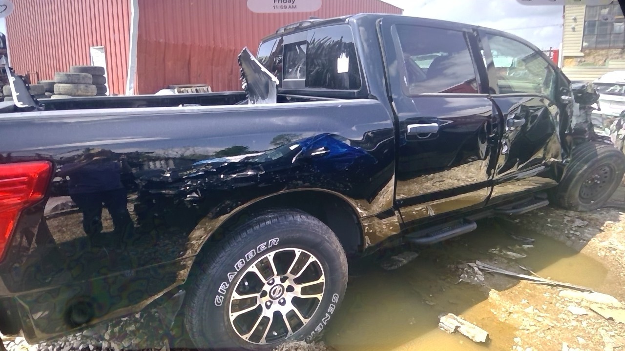 https://f005.backblazeb2.com/file/img-partshotlines-com/Inventory/EX598/Vehicle/32542_09.jpg