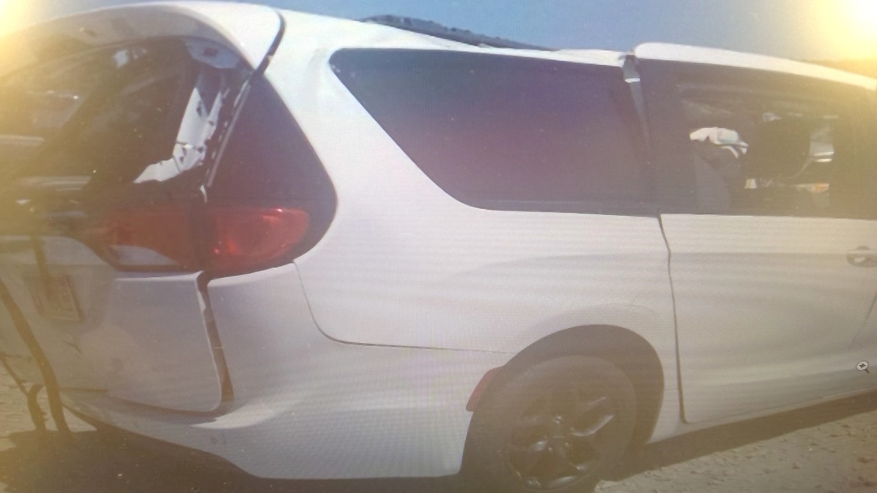 https://f005.backblazeb2.com/file/img-partshotlines-com/Inventory/EX598/Vehicle/32873_03.jpg