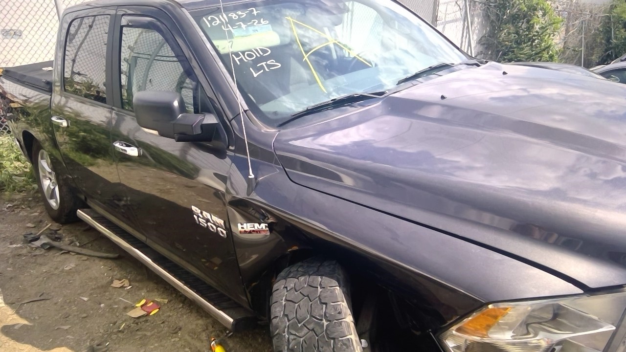 https://f005.backblazeb2.com/file/img-partshotlines-com/Inventory/EX598/Vehicle/32890_01.jpg