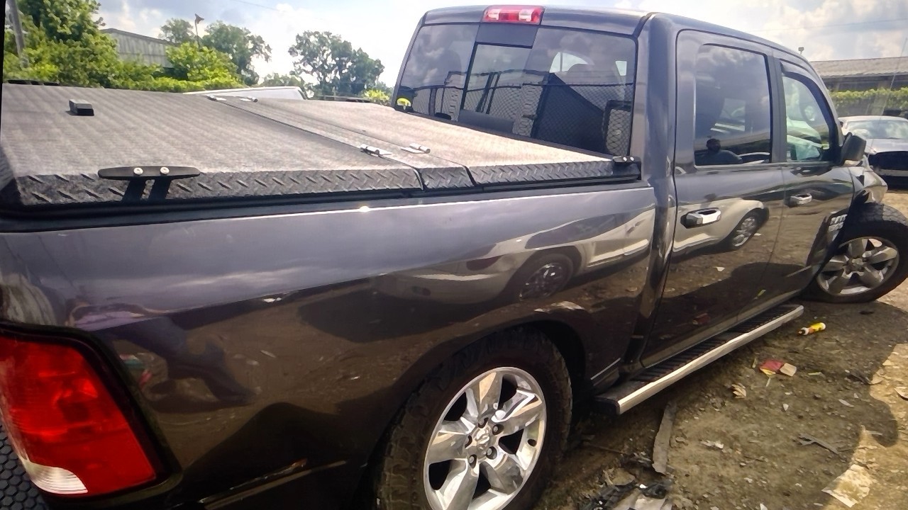 https://f005.backblazeb2.com/file/img-partshotlines-com/Inventory/EX598/Vehicle/32890_02.jpg