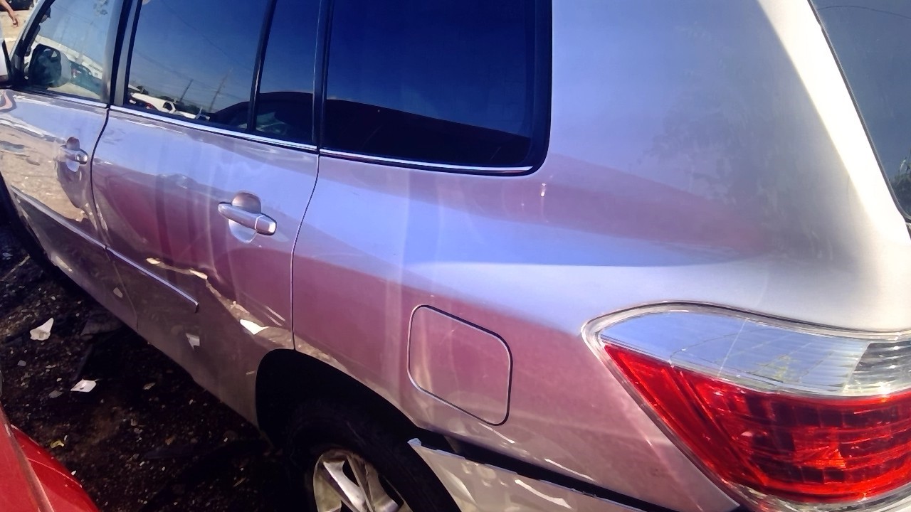 https://f005.backblazeb2.com/file/img-partshotlines-com/Inventory/EX598/Vehicle/32922_04.jpg