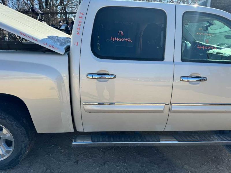 https://f005.backblazeb2.com/file/img-partshotlines-com/Inventory/EX603/Vehicle/12237_07.jpg