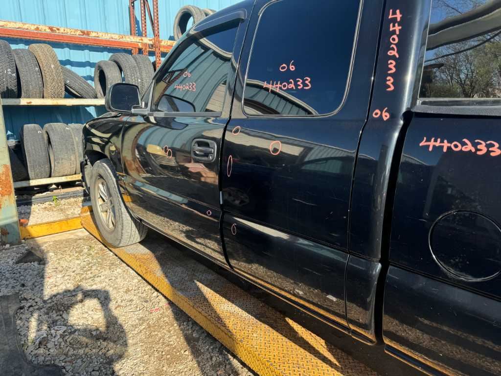 https://f005.backblazeb2.com/file/img-partshotlines-com/Inventory/EX603/Vehicle/12810_09.jpg