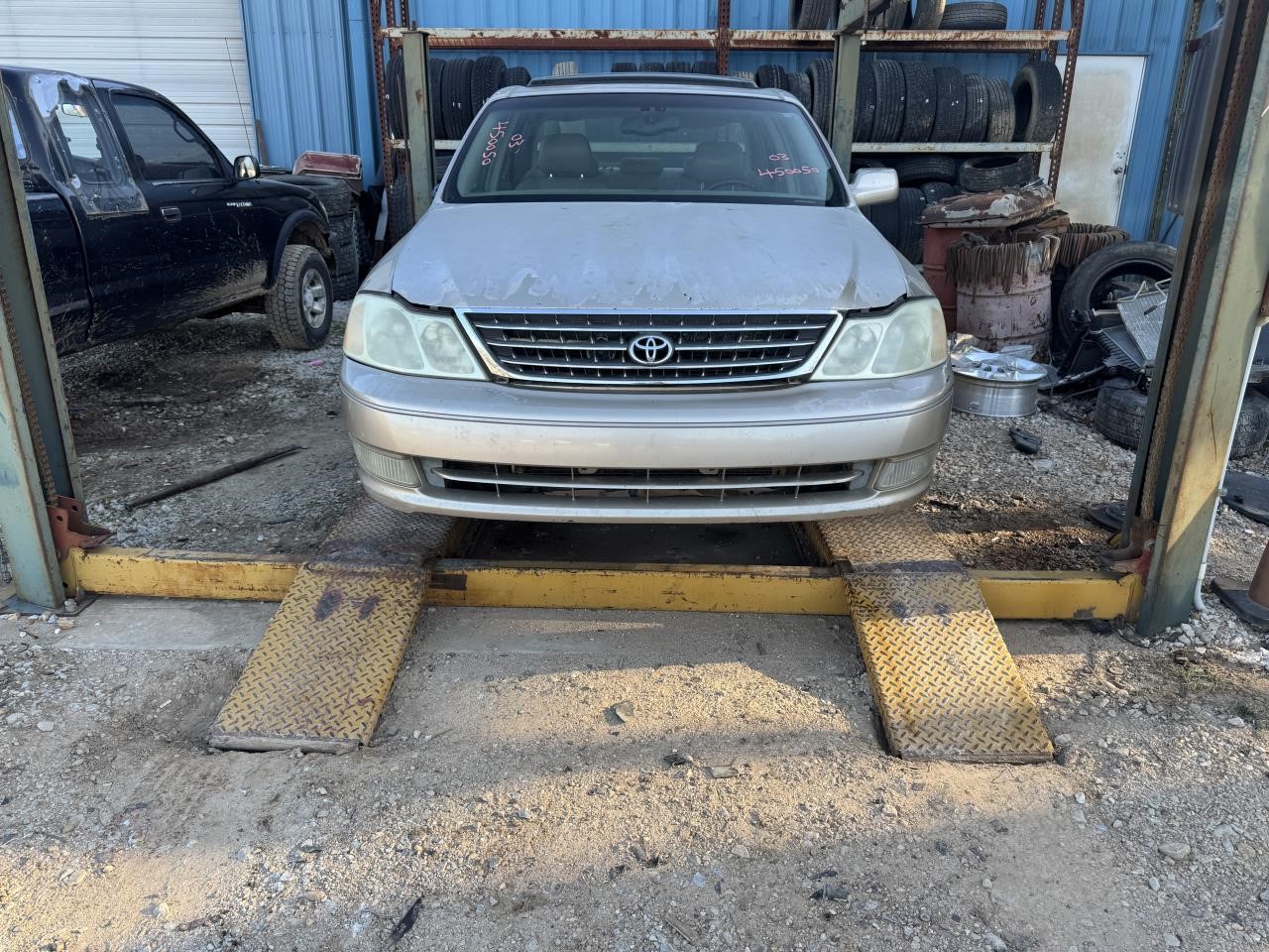https://f005.backblazeb2.com/file/img-partshotlines-com/Inventory/EX603/Vehicle/13048_01.jpg