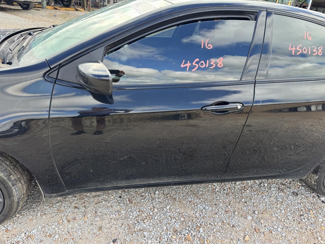https://f005.backblazeb2.com/file/img-partshotlines-com/Inventory/EX603/Vehicle/13303_11.jpg