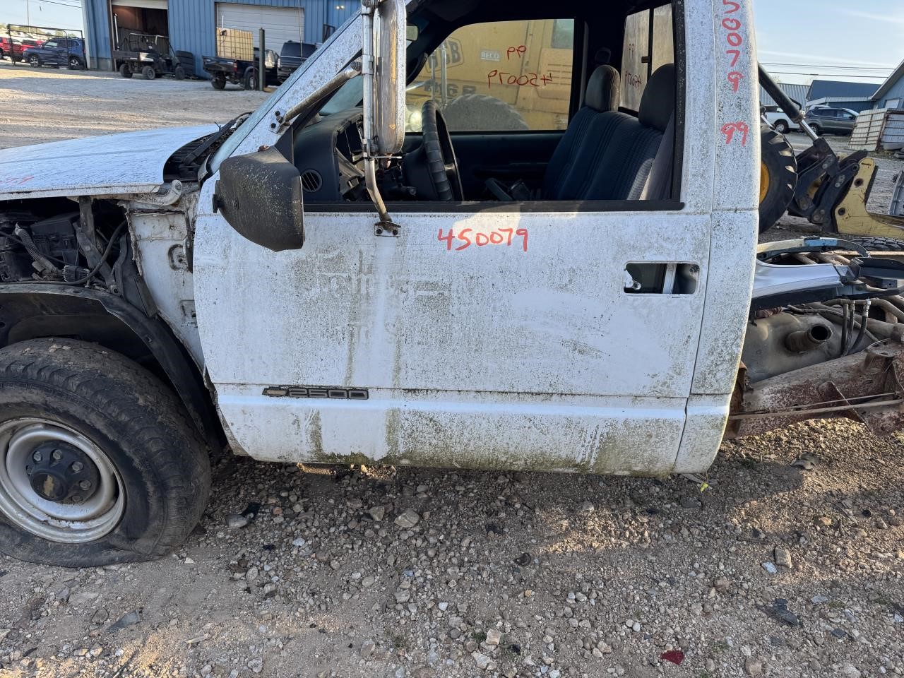 https://f005.backblazeb2.com/file/img-partshotlines-com/Inventory/EX603/Vehicle/13361_08.jpg