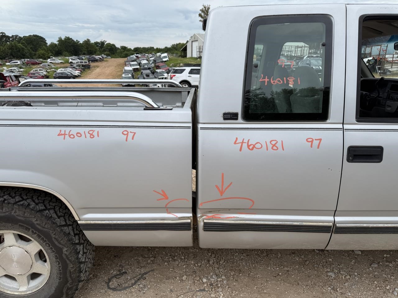 https://f005.backblazeb2.com/file/img-partshotlines-com/Inventory/EX603/Vehicle/14167_06.jpg