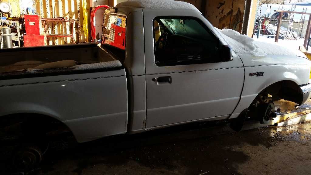 https://f005.backblazeb2.com/file/img-partshotlines-com/Inventory/EX603/Vehicle/2462_01.jpg