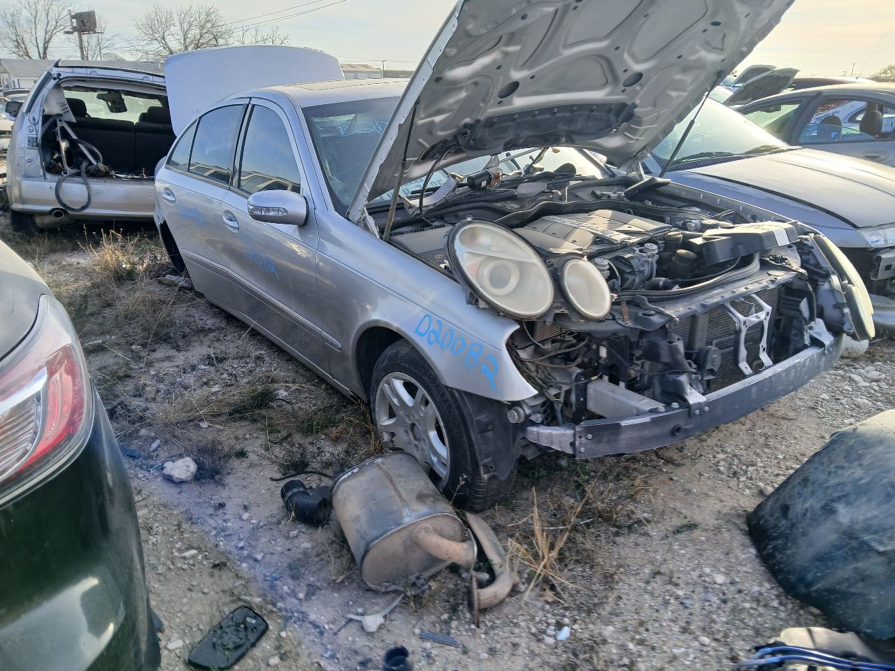 https://f005.backblazeb2.com/file/img-partshotlines-com/Inventory/EX608/Vehicle/14988_02.jpg
