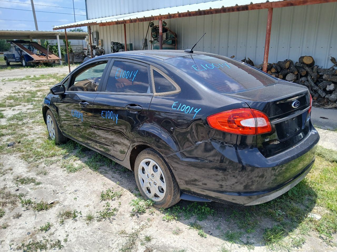 https://f005.backblazeb2.com/file/img-partshotlines-com/Inventory/EX608/Vehicle/15057_04.jpg