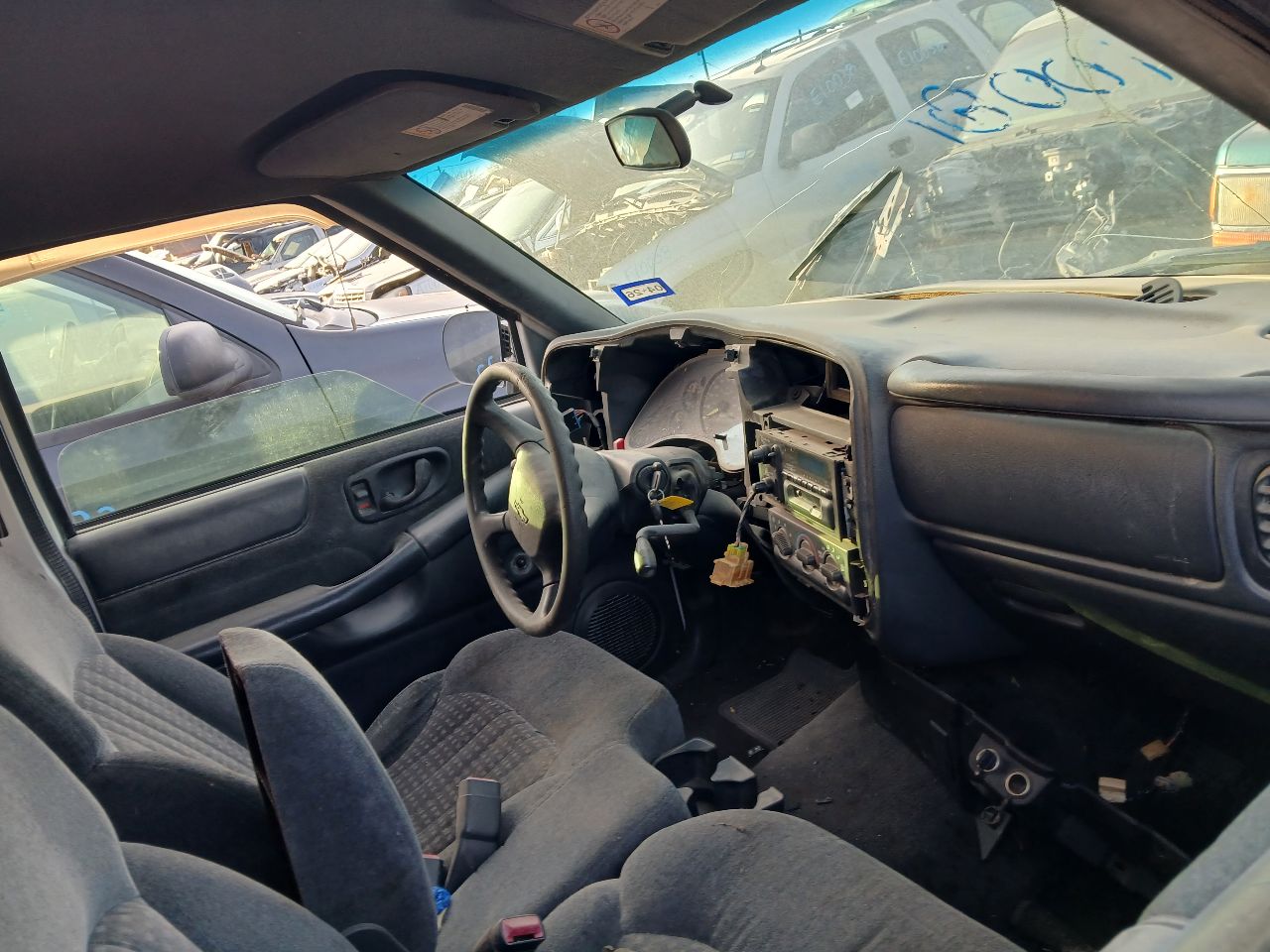 https://f005.backblazeb2.com/file/img-partshotlines-com/Inventory/EX608/Vehicle/15168_02.jpg