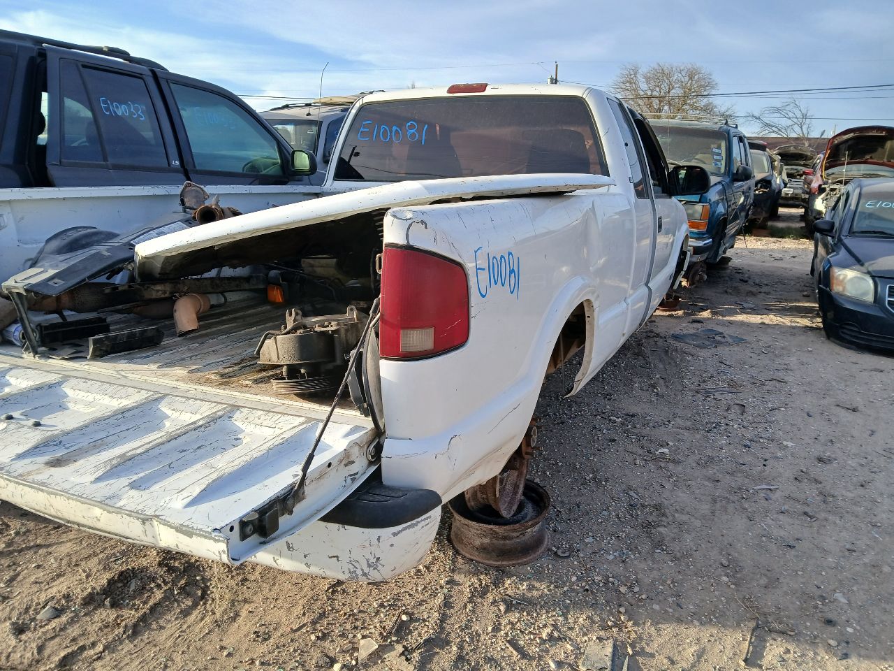 https://f005.backblazeb2.com/file/img-partshotlines-com/Inventory/EX608/Vehicle/15168_03.jpg