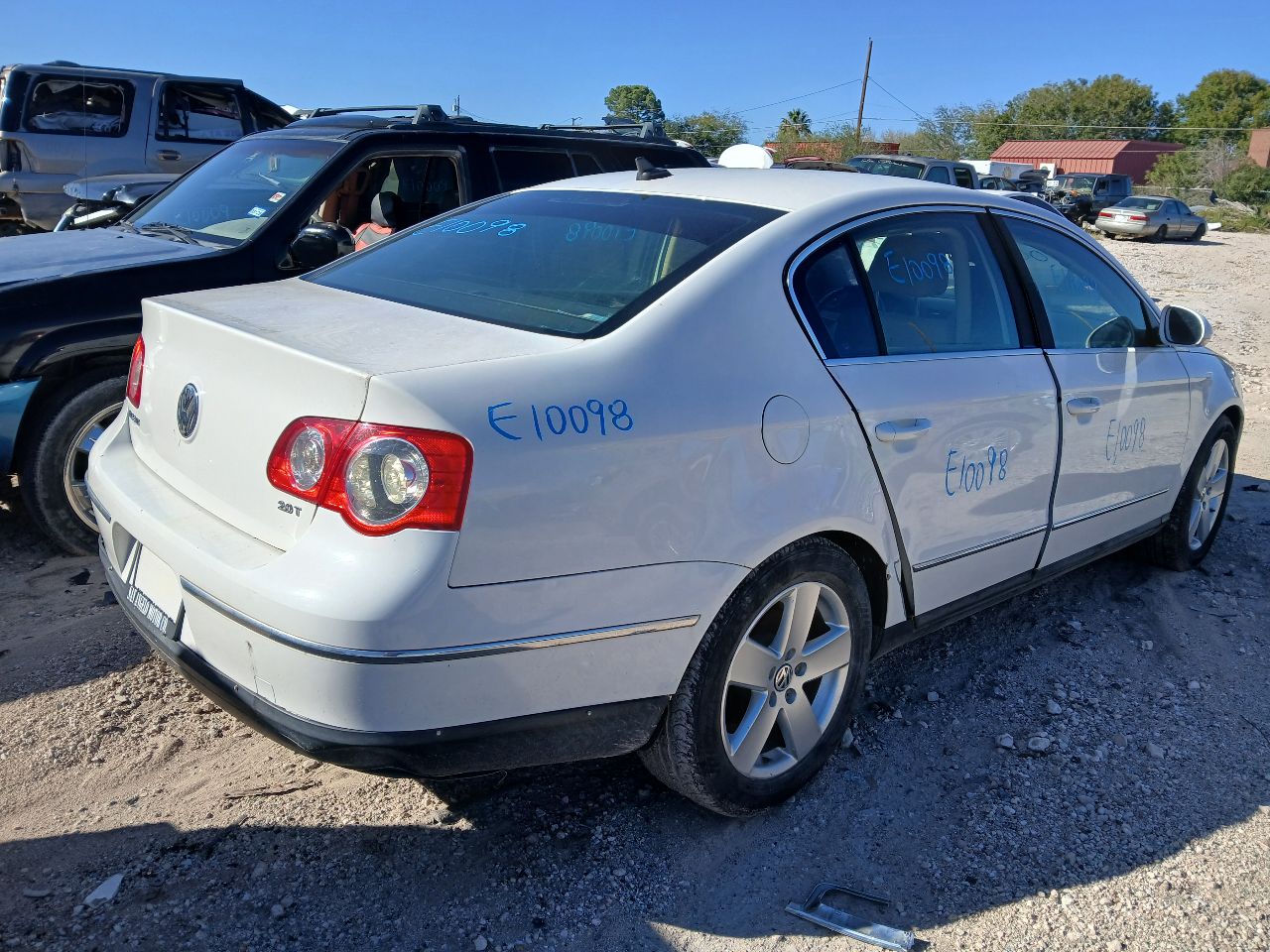 https://f005.backblazeb2.com/file/img-partshotlines-com/Inventory/EX608/Vehicle/15190_03.jpg
