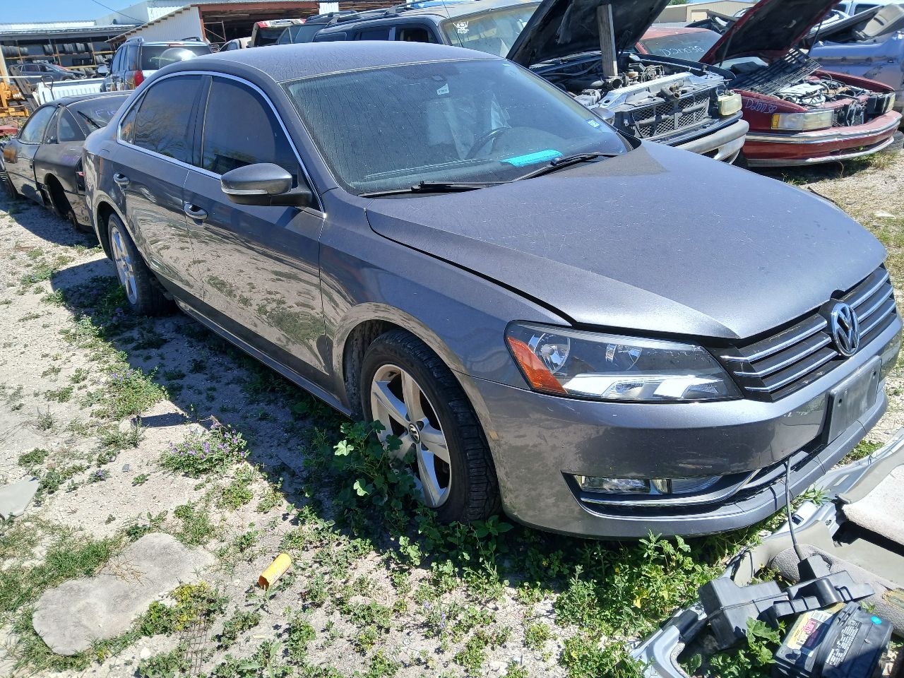 https://f005.backblazeb2.com/file/img-partshotlines-com/Inventory/EX608/Vehicle/15241_02.jpg