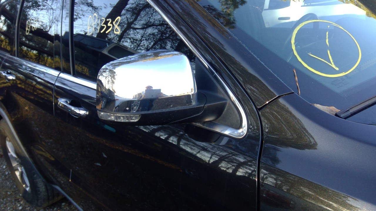 Vehicle/75067_10.jpg