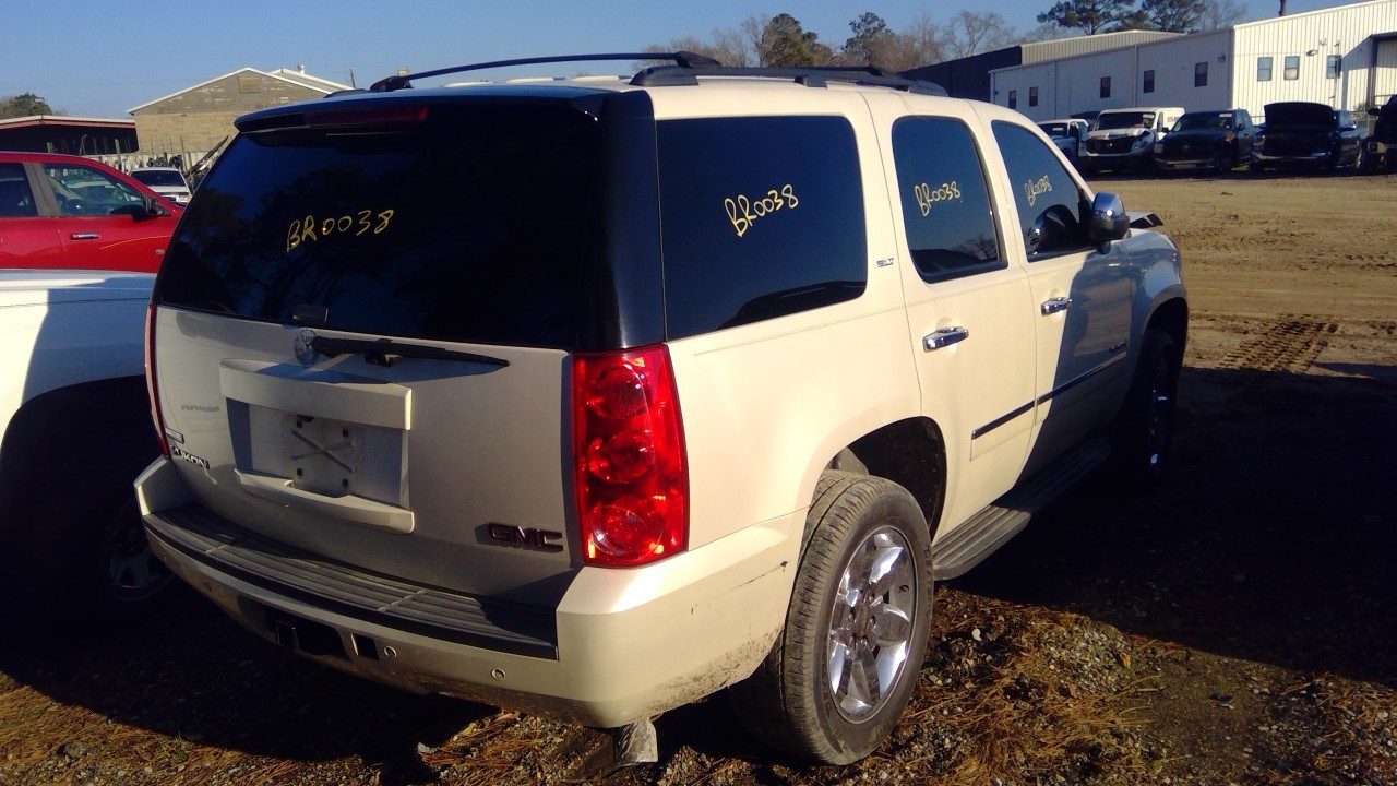 Vehicle/75568_03.jpg