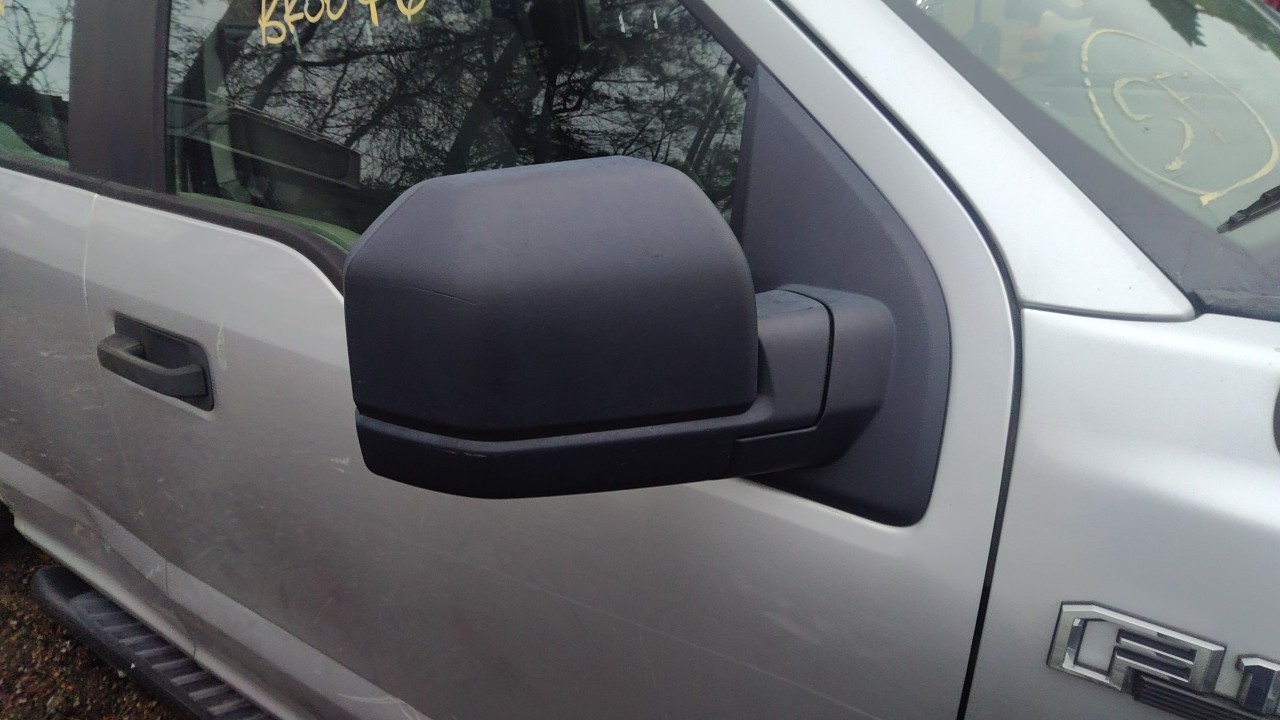 Vehicle/75589_10.jpg