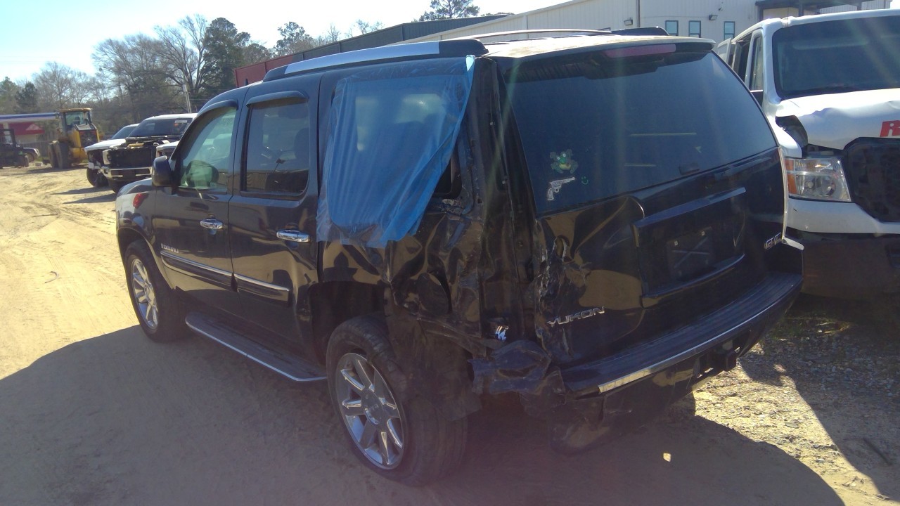 Vehicle/75649_04.jpg