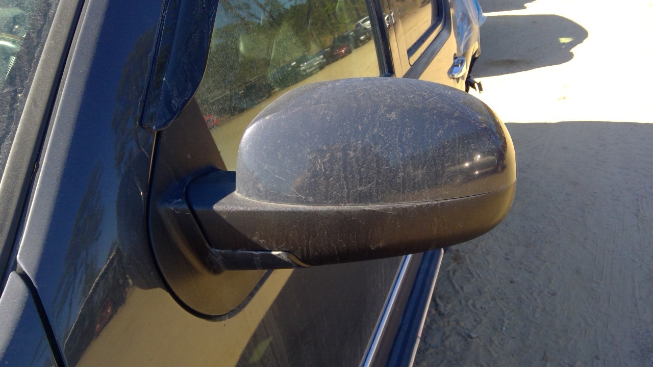 Vehicle/75649_08.jpg