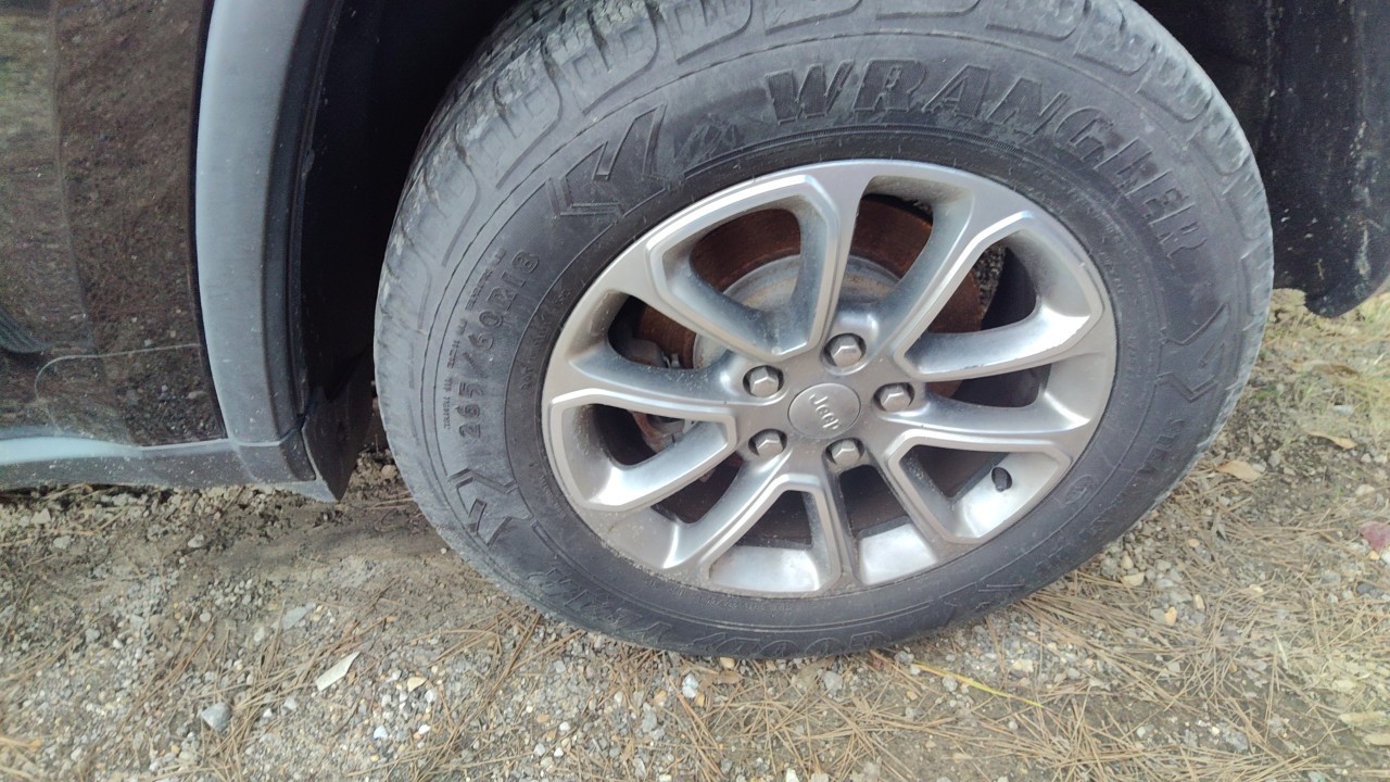 Vehicle/75880_06.jpg