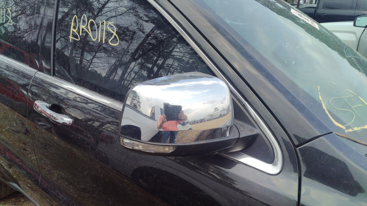 Vehicle/75880_10.jpg