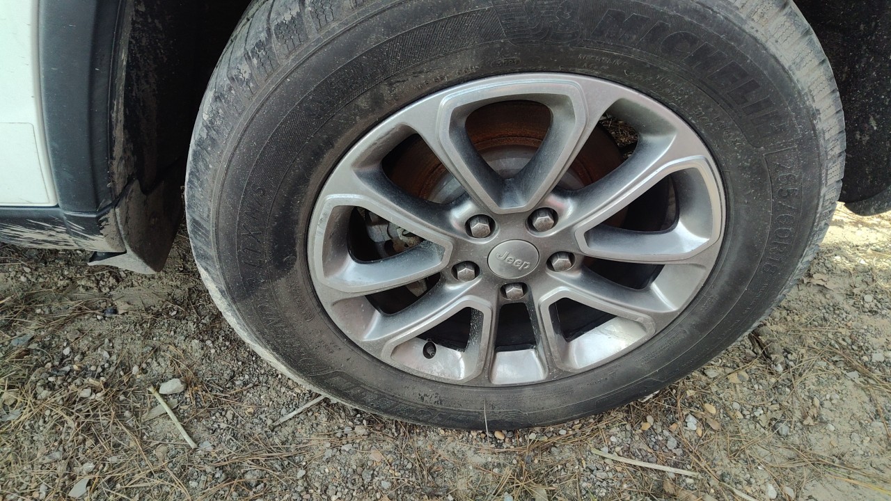Vehicle/75926_06.jpg