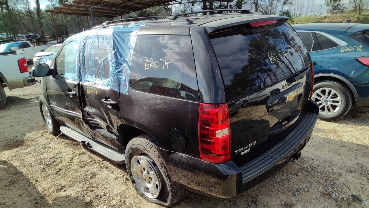 Vehicle/76134_04.jpg