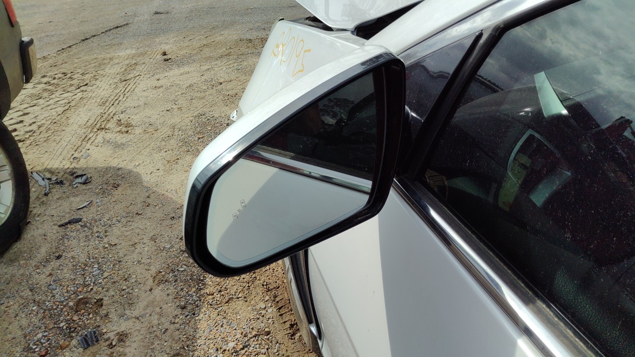 Vehicle/76270_07.jpg