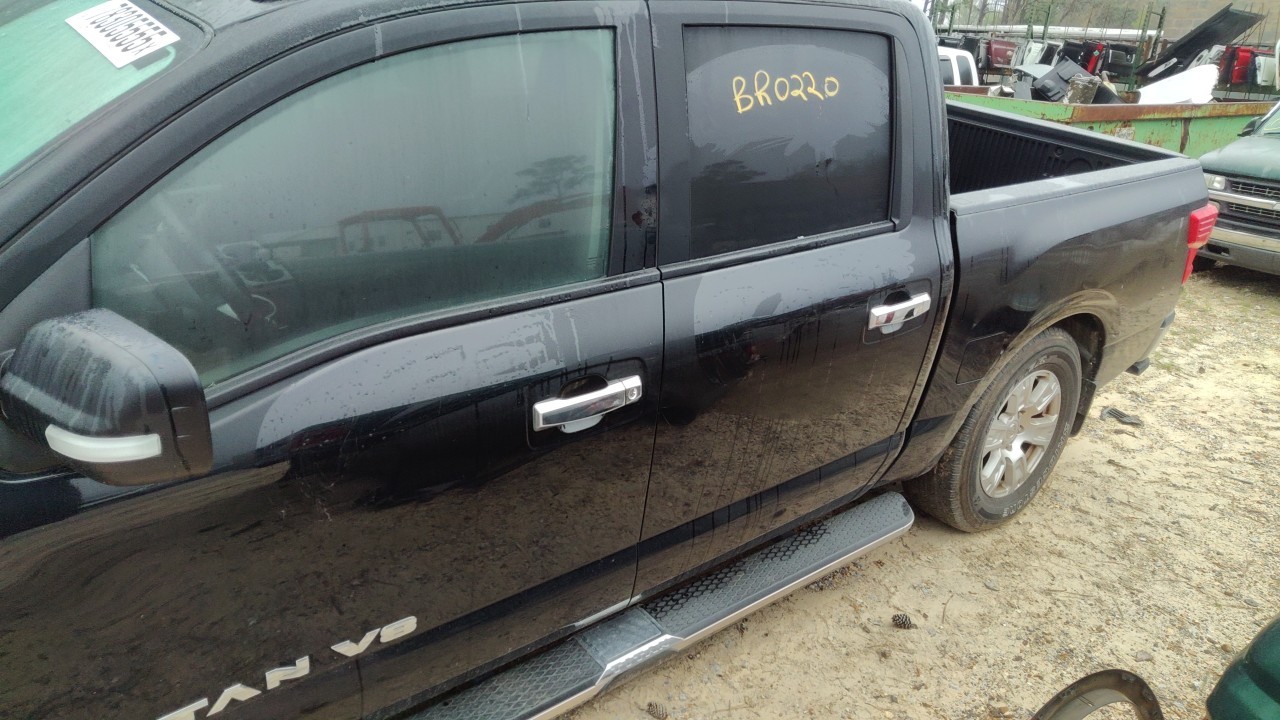Vehicle/76401_17.jpg