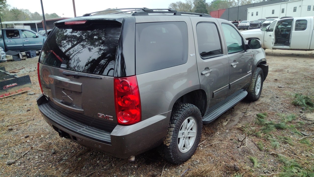 Vehicle/76427_03.jpg