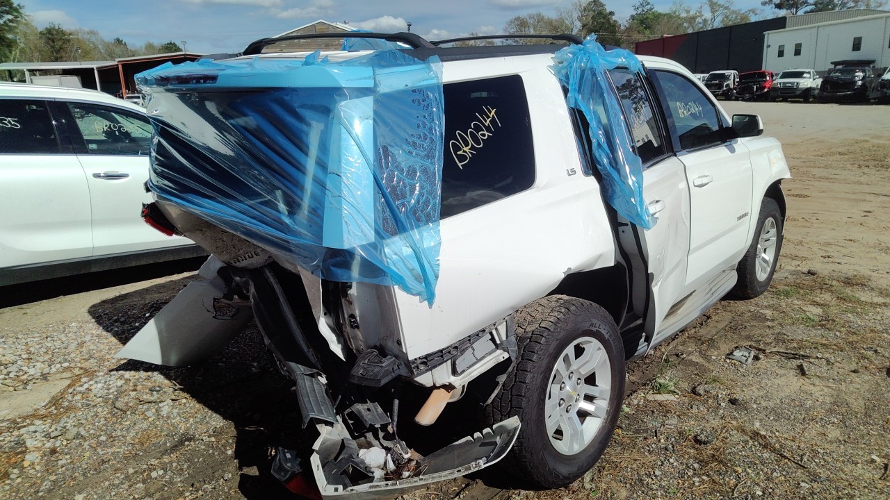 Vehicle/76484_03.jpg
