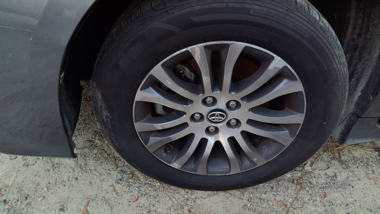 Vehicle/76569_06.jpg