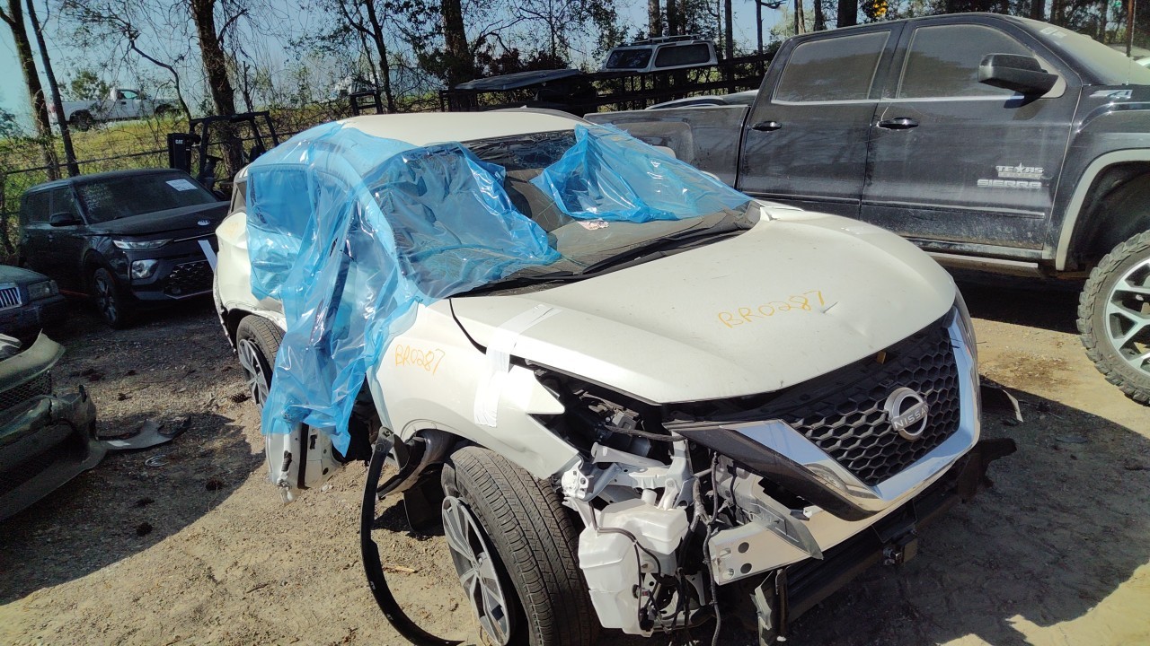 Vehicle/76704_02.jpg