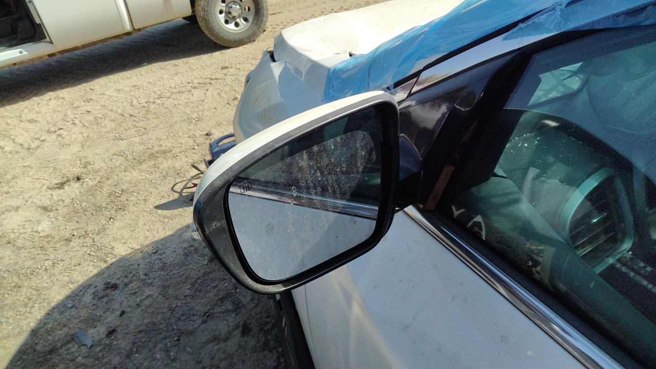 Vehicle/76704_07.jpg