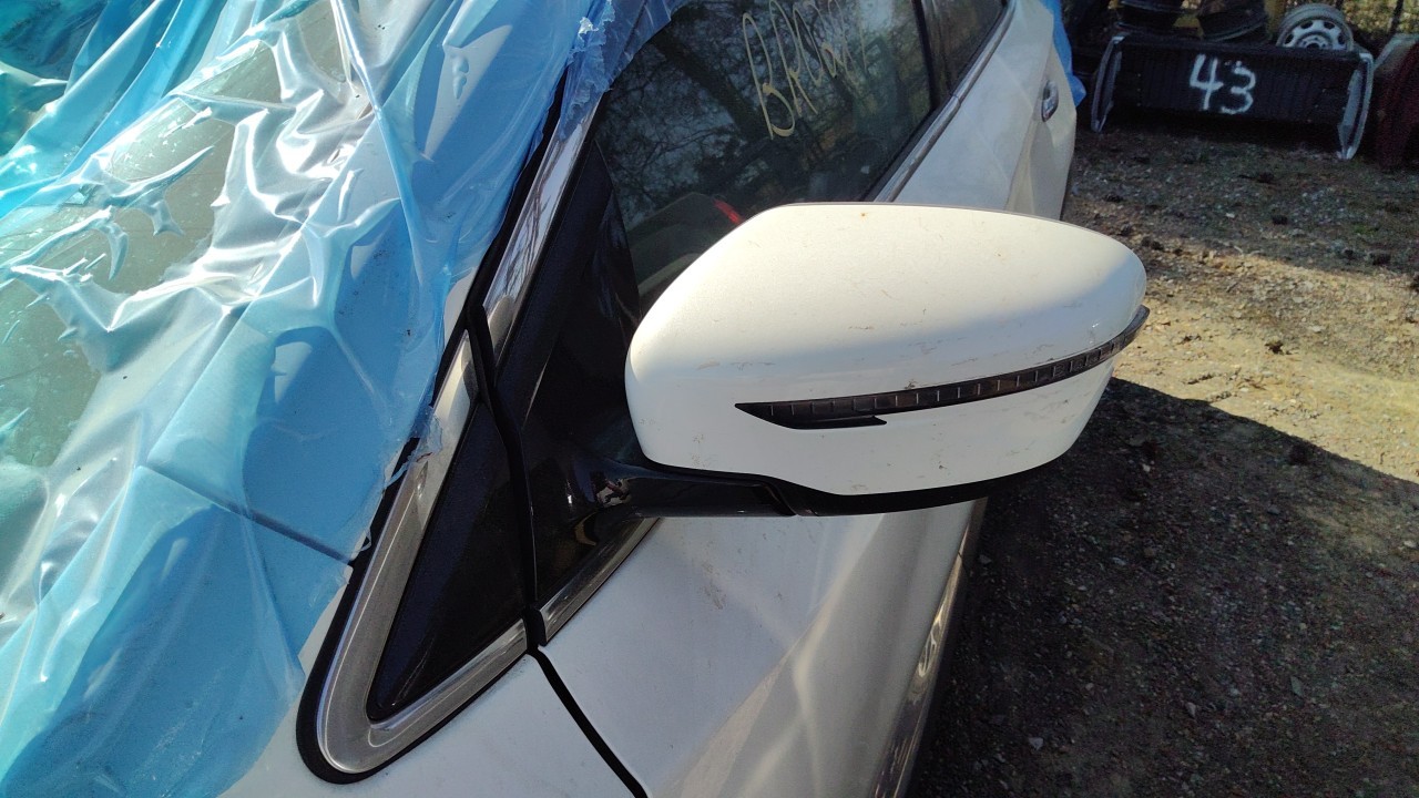 Vehicle/76704_08.jpg