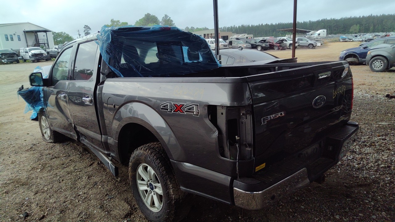 Vehicle/76706_04.jpg