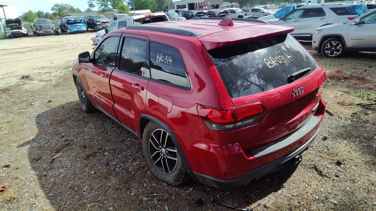 Vehicle/76820_04.jpg