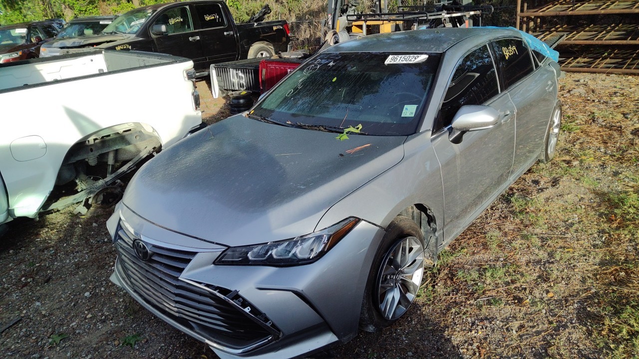 Vehicle/77128_01.jpg