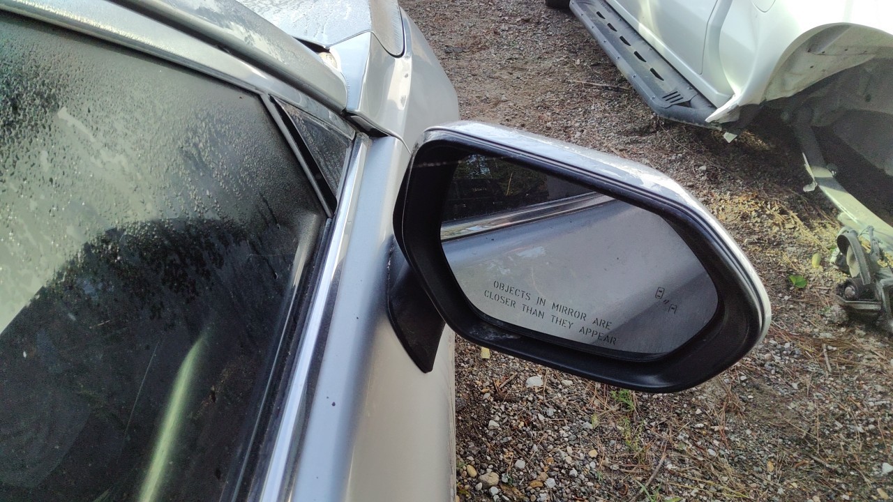 Vehicle/77128_07.jpg