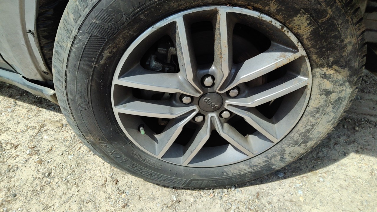 Vehicle/77129_06.jpg