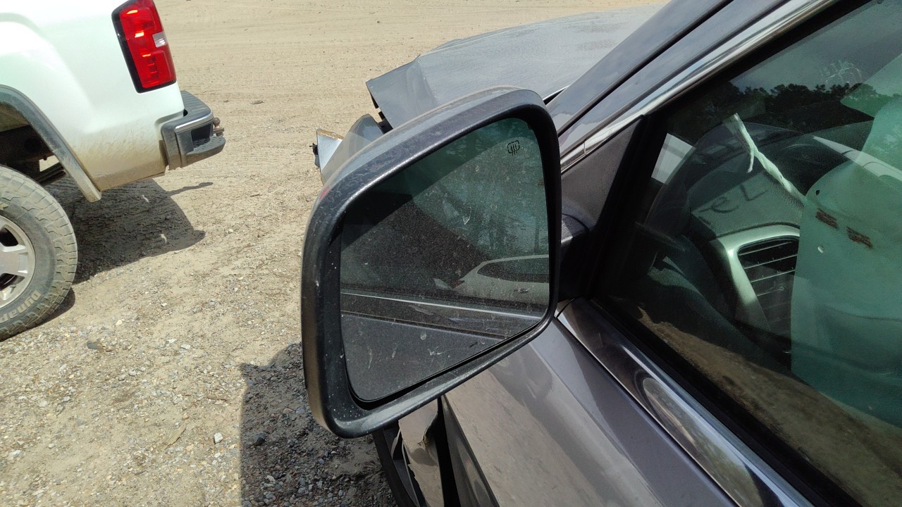 Vehicle/77129_07.jpg