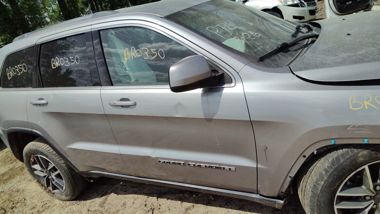 Vehicle/77129_12.jpg