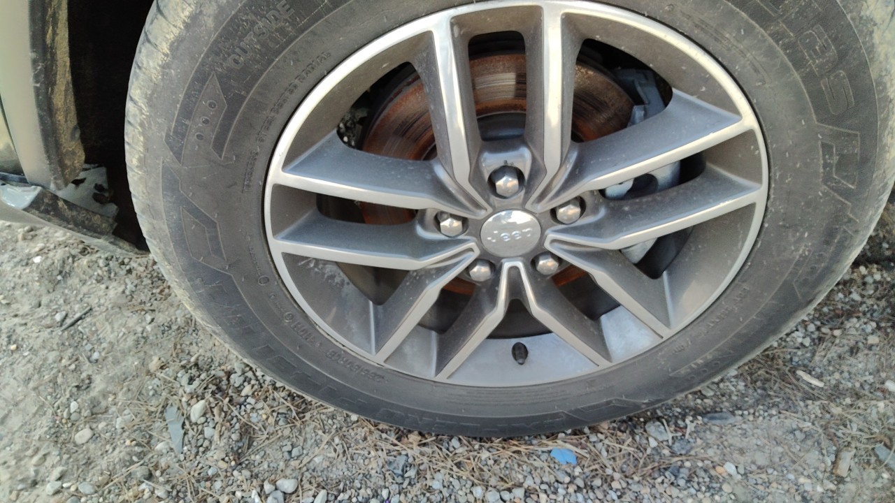 Vehicle/77191_06.jpg
